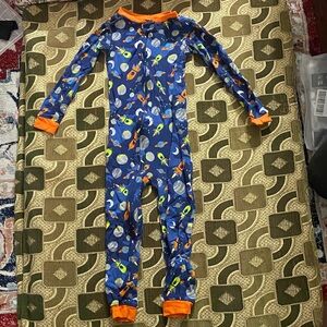 Simple Joys by Carter’s 3-Pack Snug-Fit Footless Pajamas – Size 5T